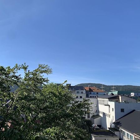Apartment With Terrace & View 卑爾根 外观 照片