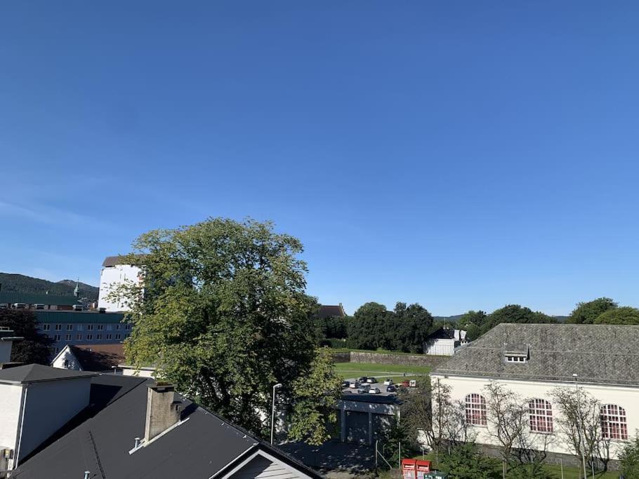 Apartment With Terrace & View 卑爾根 外观 照片